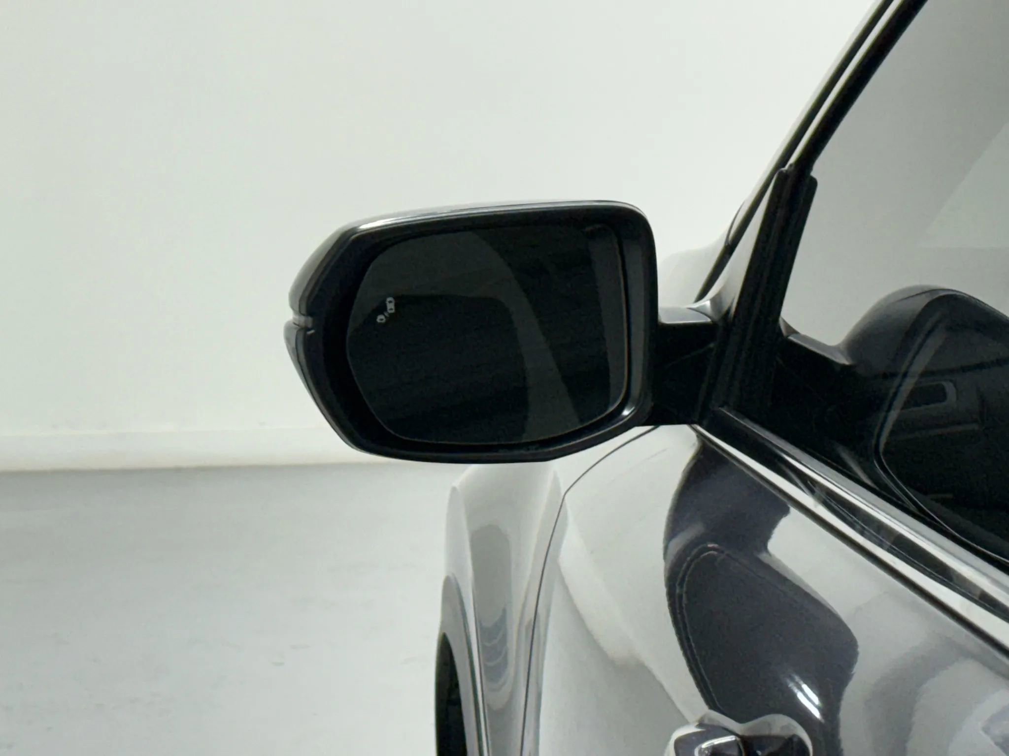 Used 2022 Honda CR-V EX-L image 16