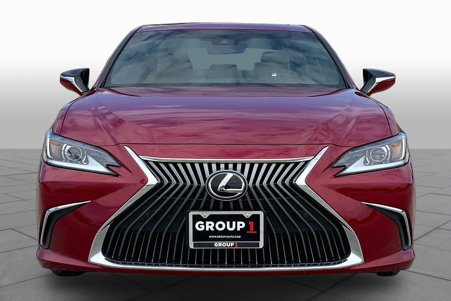 Used 2019 Lexus ES 350 w/ Premium Package FWD image 4