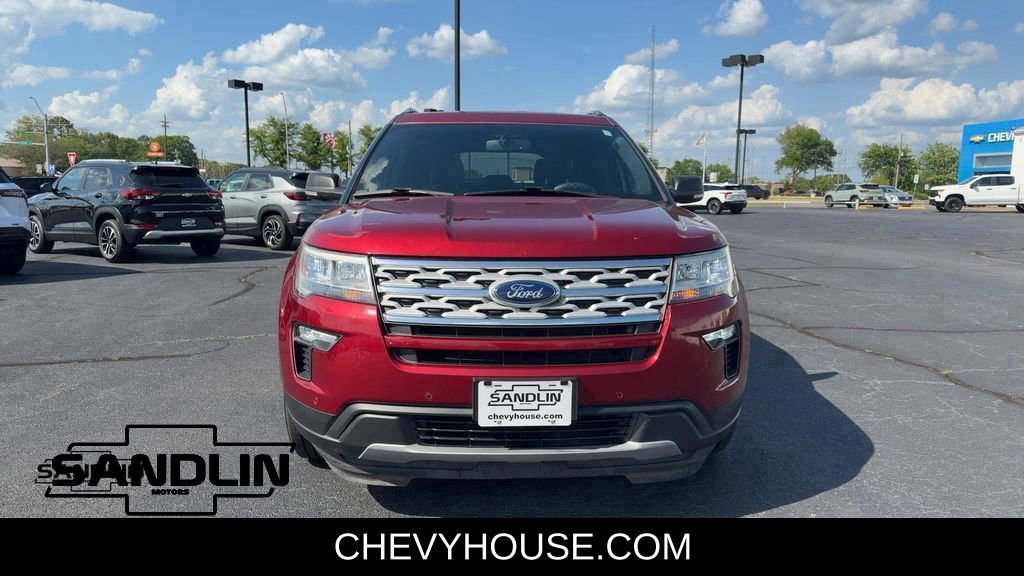 Used 2019 Ford Explorer XLT w/ Equipment Group 202A FWD image 3