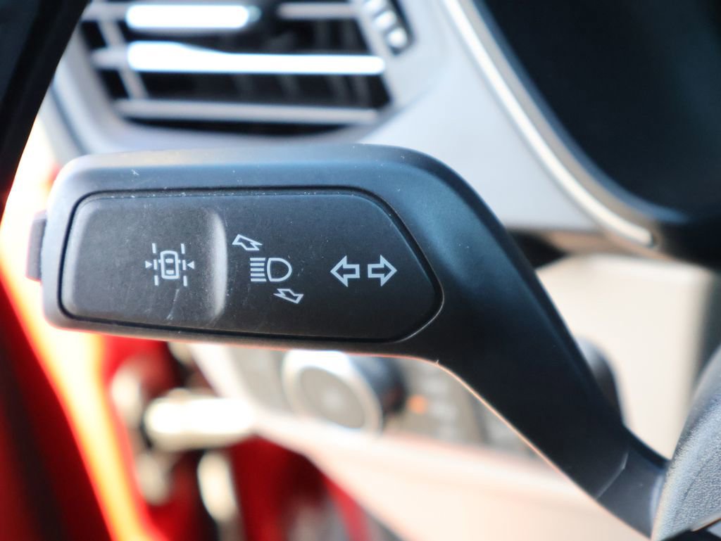 Used 2021 Ford Escape SEL image 40