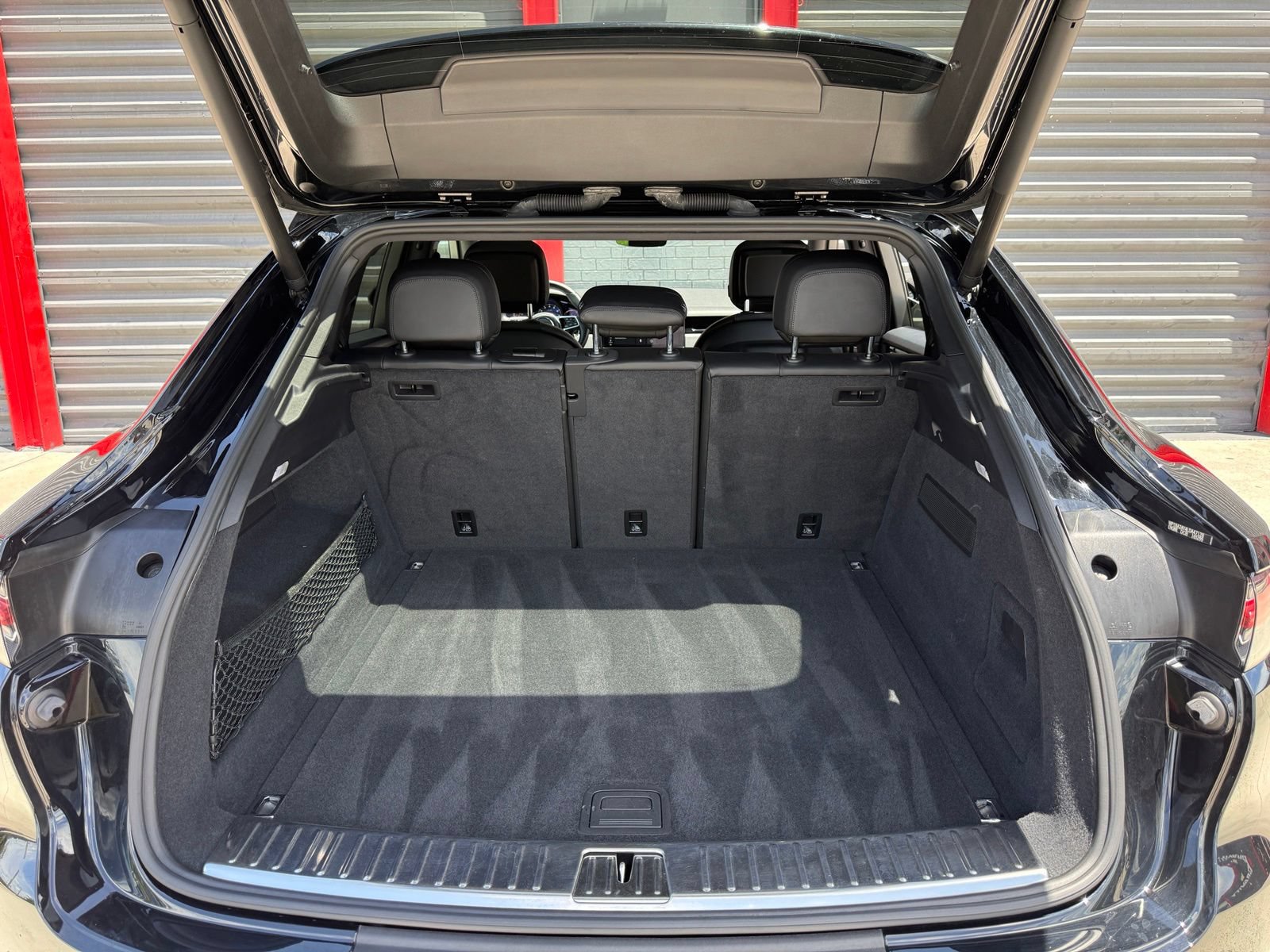 Used 2020 Porsche Cayenne AWD/4WD image 43