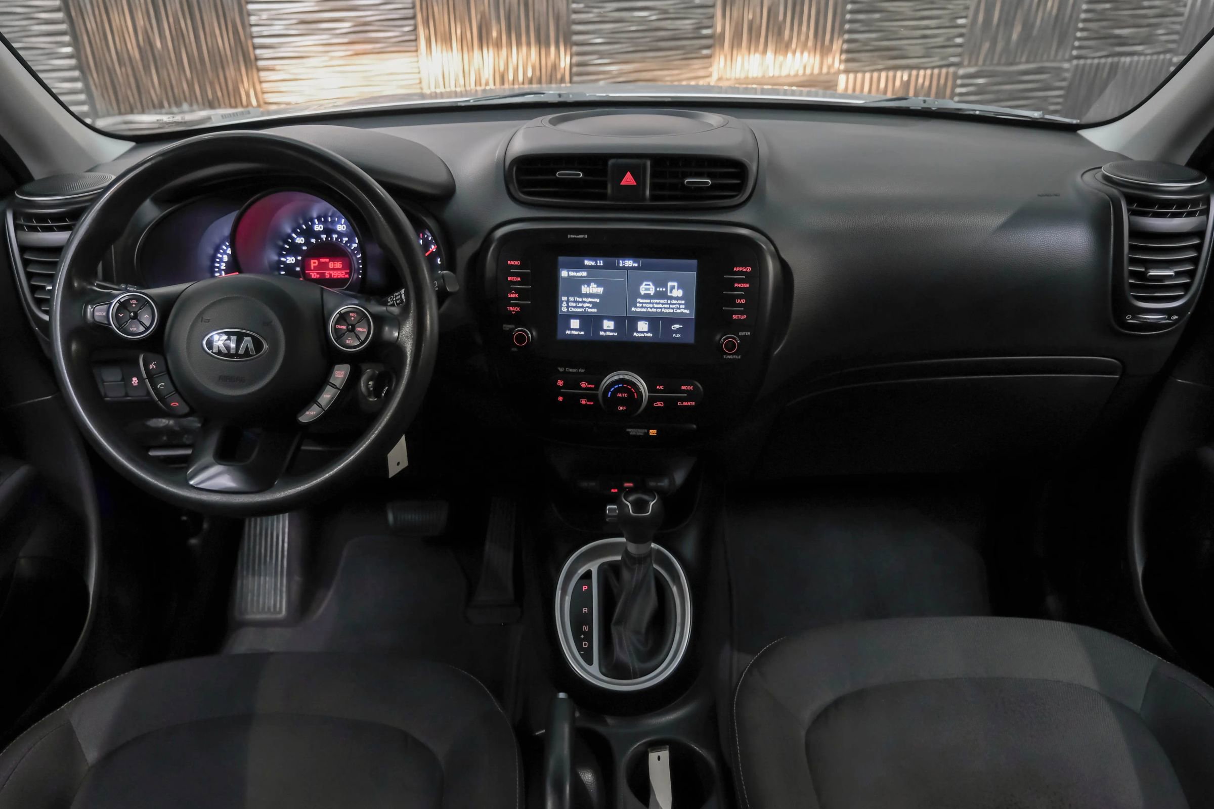 Used 2019 Kia Soul + image 14