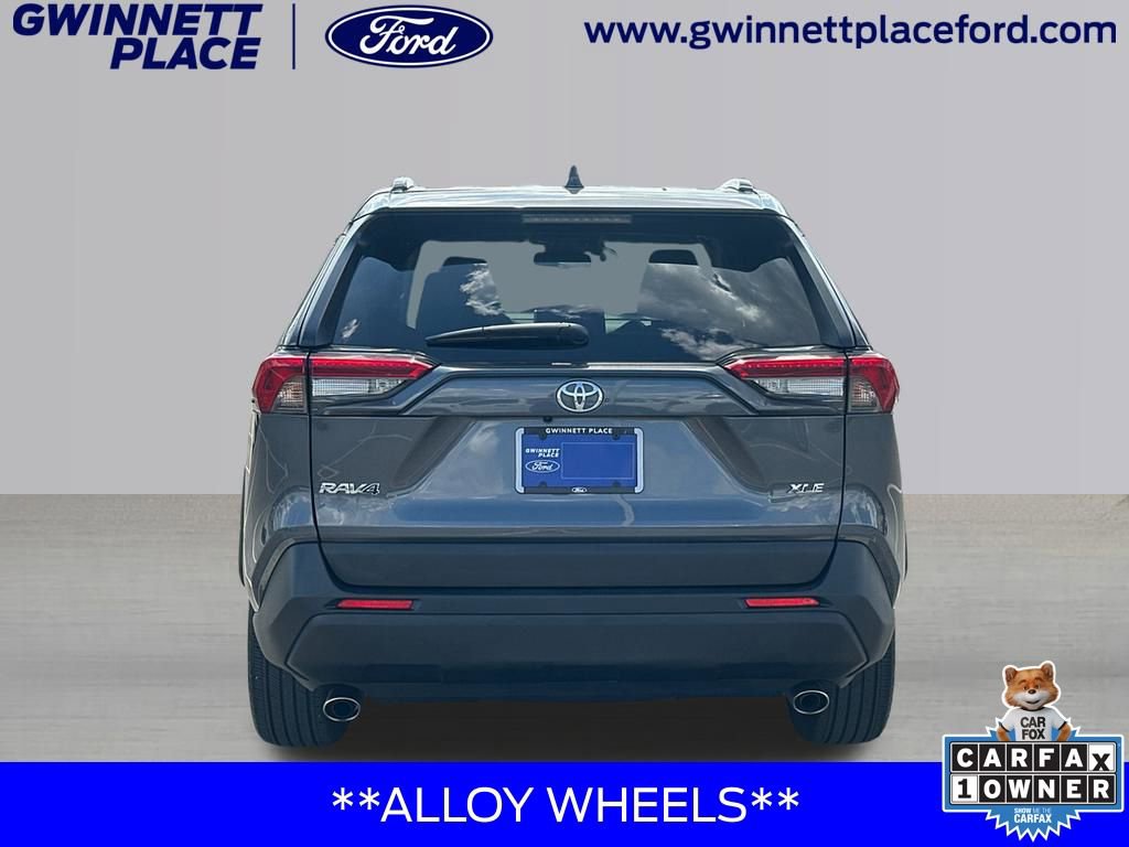 Used 2023 Toyota RAV4 XLE Premium image 6