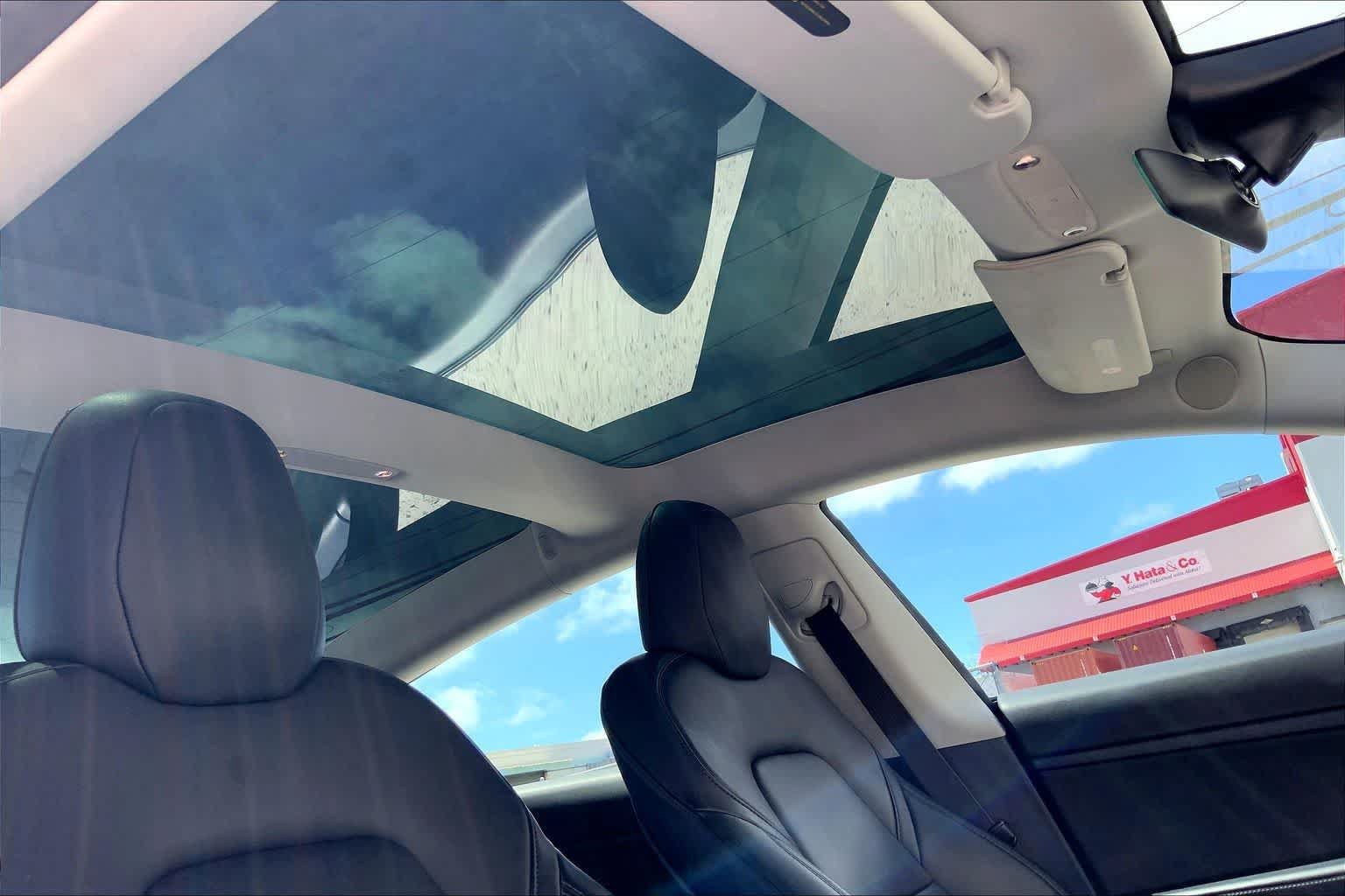 Used 2020 Tesla Model 3 Standard Range Plus RWD image 30