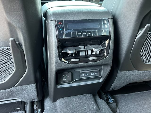 New 2026 Jeep Grand Cherokee L 4WD image 34