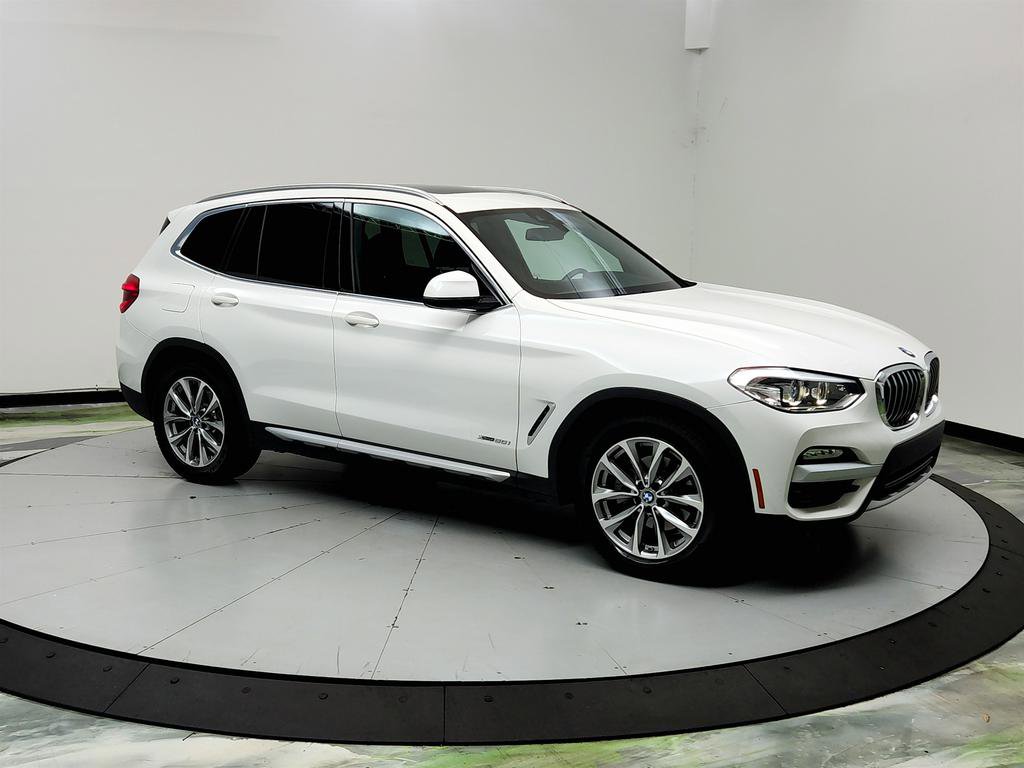 Used 2018 BMW X3 xDrive30i AWD/4WD image 3