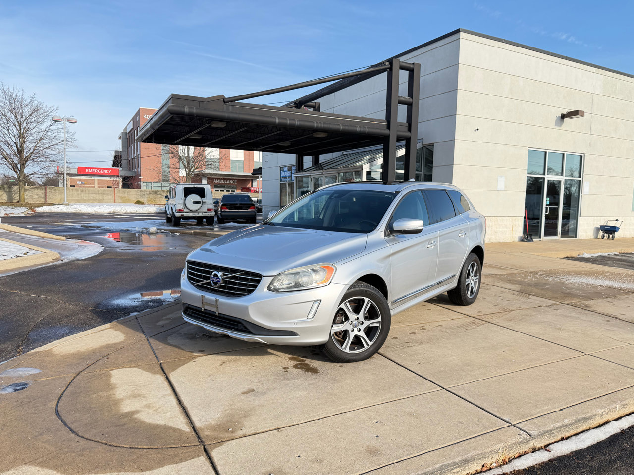 Used 2014 Volvo XC60 T6 image 1