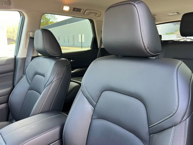 New 2026 Nissan Pathfinder SL AWD/4WD image 11