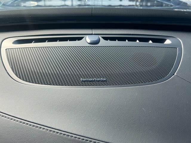 New 2026 Volvo XC90 B6 Plus w/ Protection Package Premier image 37