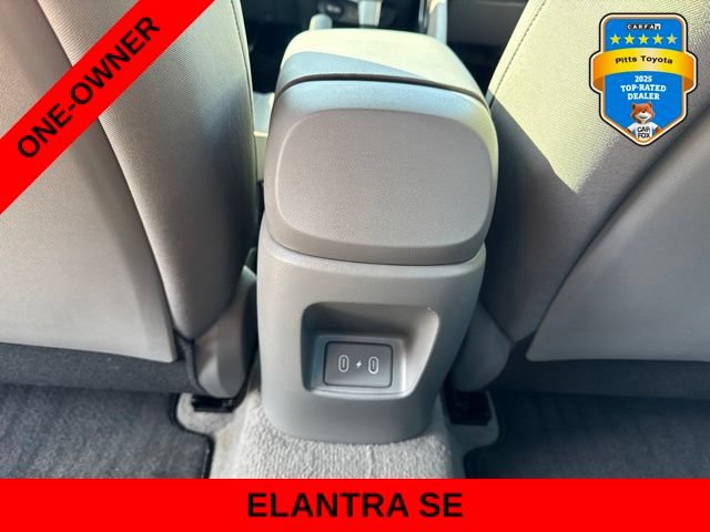Used 2026 Hyundai Elantra SE FWD image 16