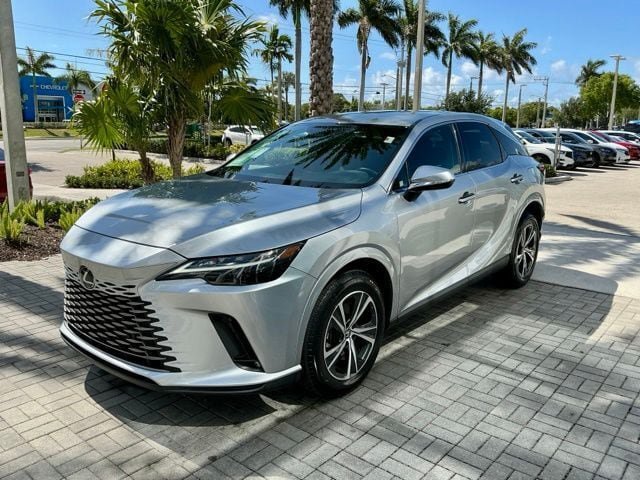 Used 2023 Lexus RX 350 FWD w/ Accessory Package (Z1) image 4