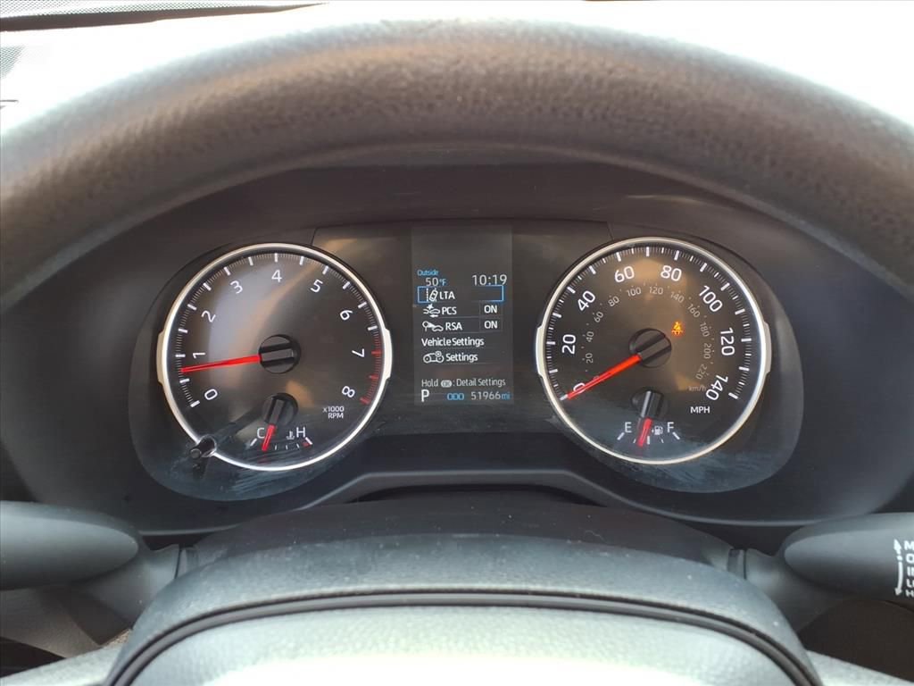 Used 2021 Toyota RAV4 LE FWD image 16