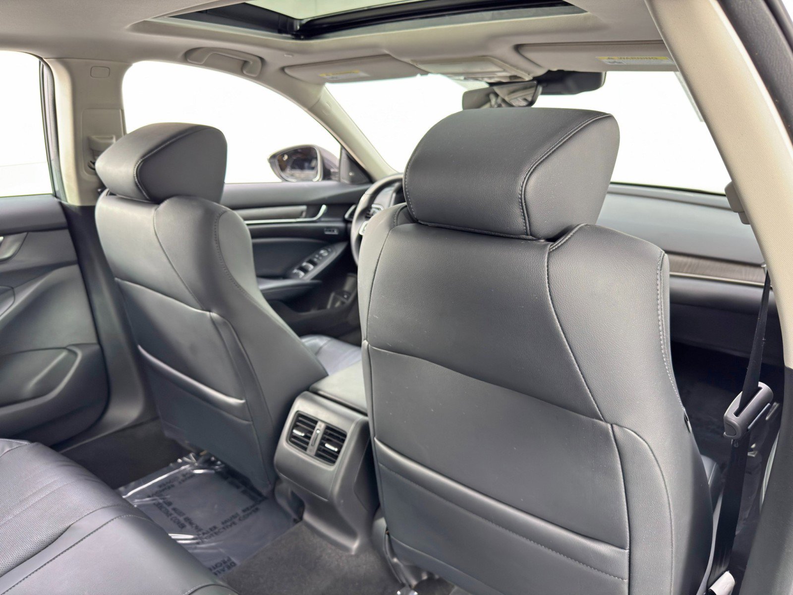 Used 2018 Honda Accord EX-L image 37