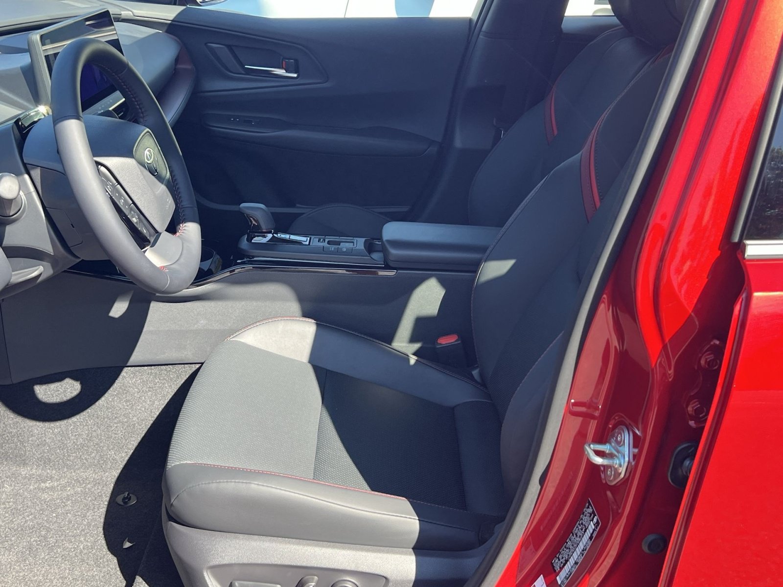 New 2026 Toyota Prius Plug-In Hybrid FWD image 7