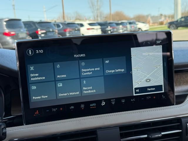 Used 2024 Lincoln Corsair Grand Touring image 22