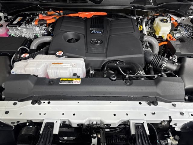 Used 2026 Toyota Sequoia Capstone AWD/4WD image 9