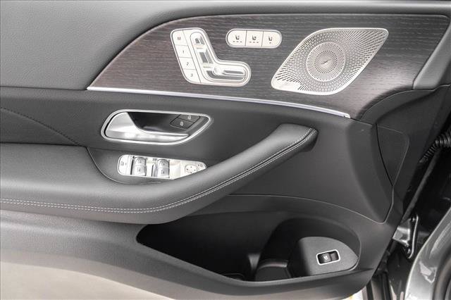 New 2026 Mercedes-Benz GLS 450 4MATIC image 14
