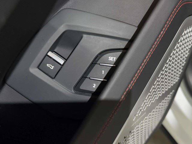Used 2019 Lamborghini Urus AWD/4WD image 28