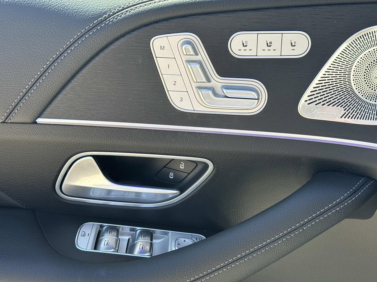 Used 2025 Mercedes-Benz GLE 450e 4MATIC image 20