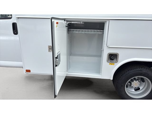 New 2025 Chevrolet Express 3500 w/ Power Convenience Package RWD image 16
