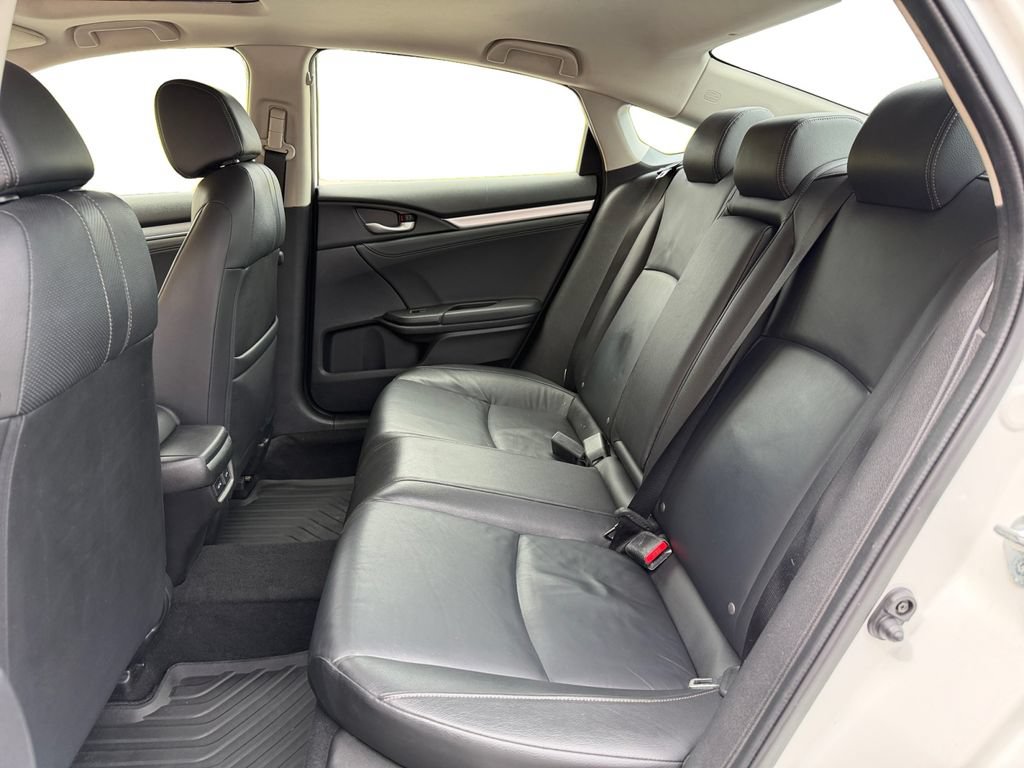 Used 2018 Honda Civic Touring image 19