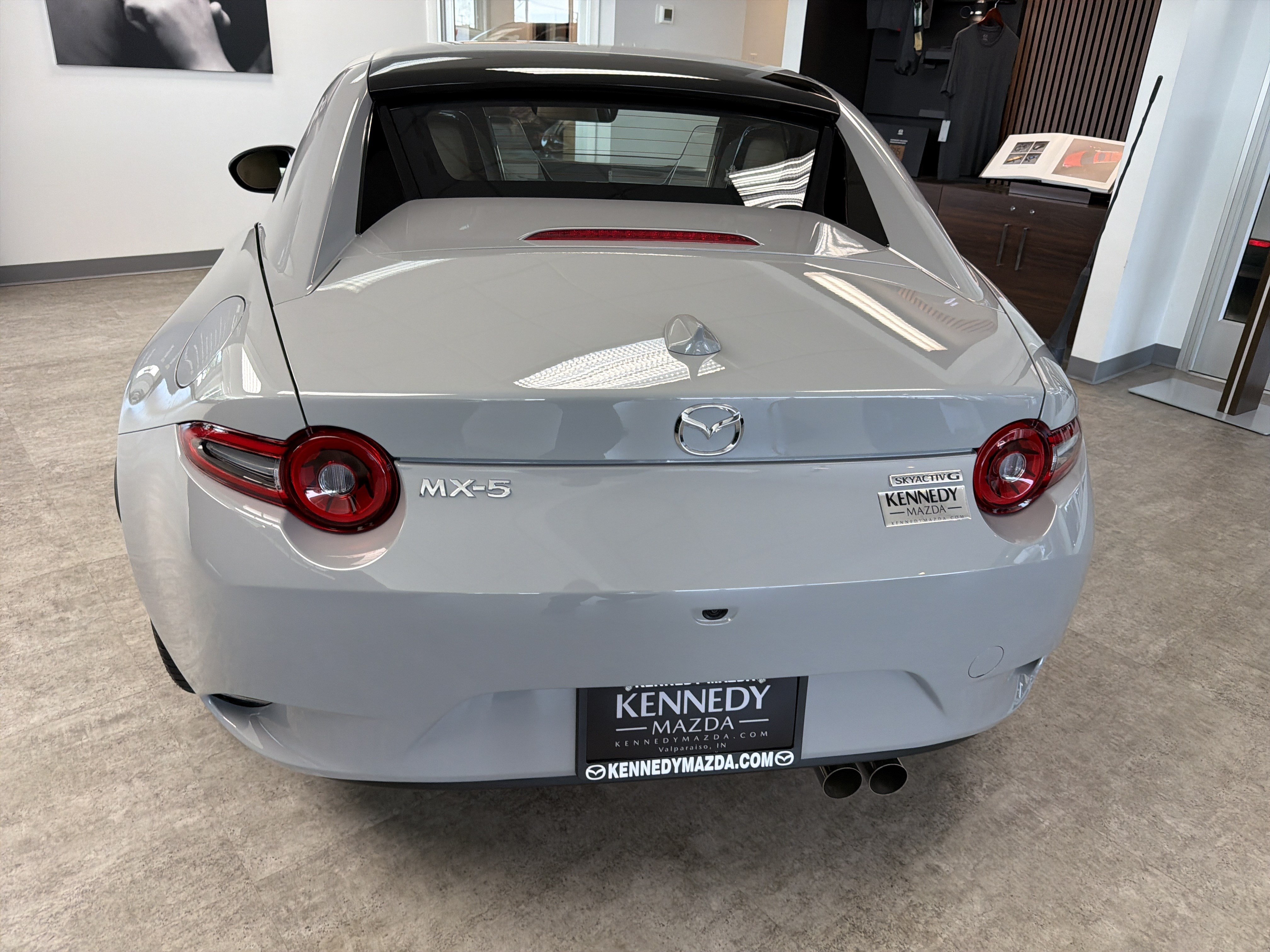 New 2026 MAZDA MX-5 Miata RF Grand Touring w/ Weather Package RWD image 5