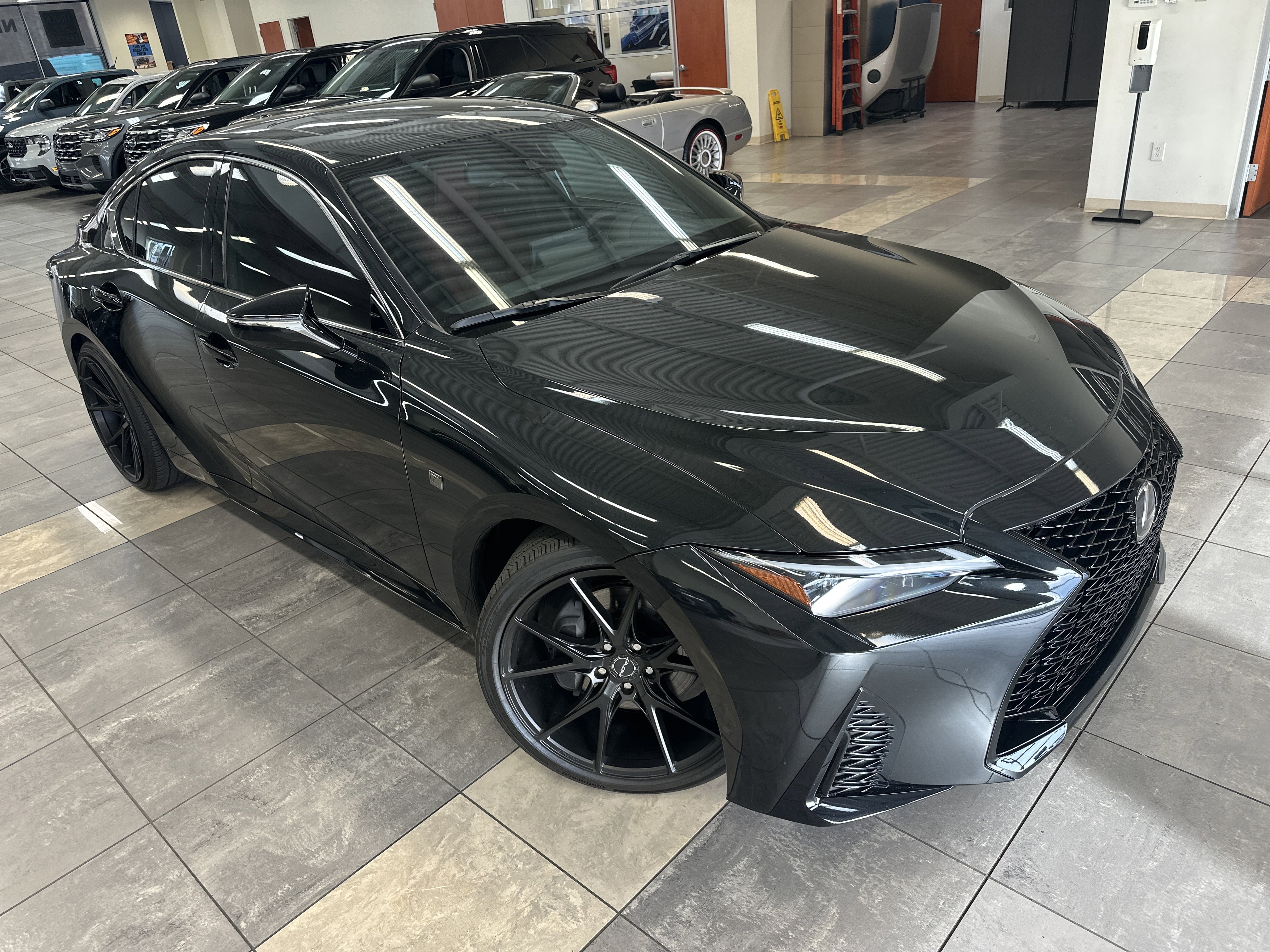 Used 2025 Lexus IS 350 F Sport image 9