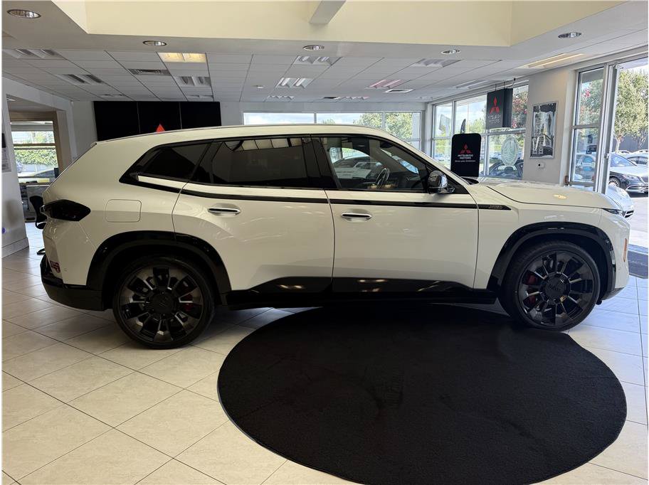 Used 2023 BMW XM AWD/4WD image 4
