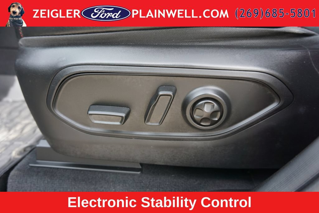 Used 2022 Jeep Grand Cherokee Trailhawk w/ ADV Protech Group II AWD/4WD image 19