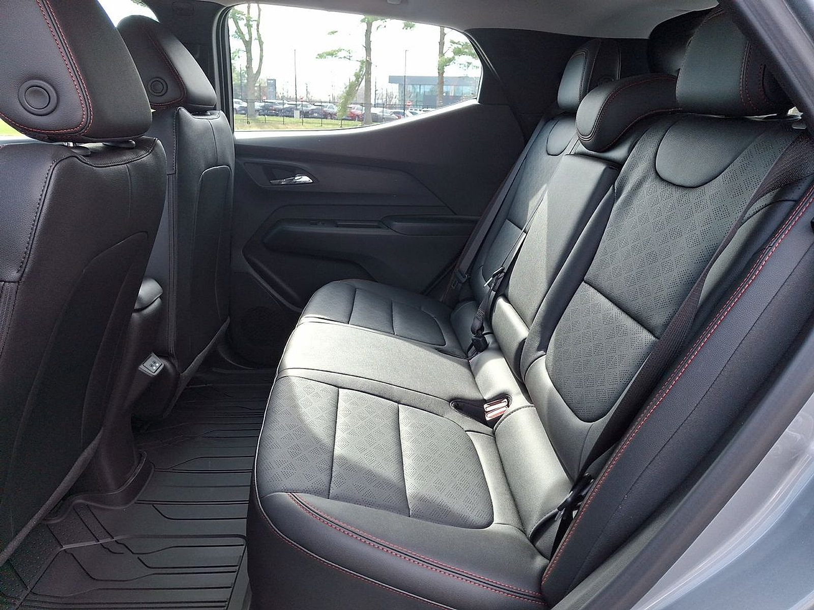 New 2027 Chevrolet Bolt RS w/ Technology Package FWD image 13