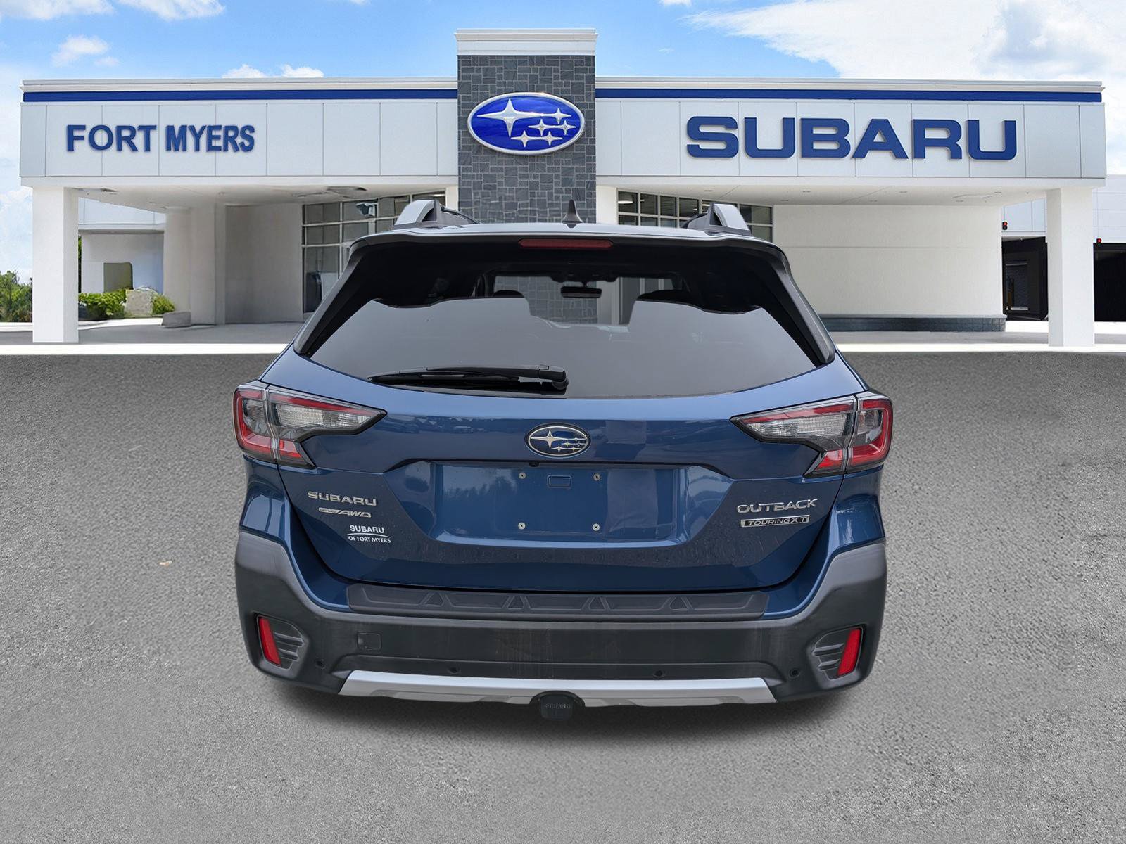 Used 2020 Subaru Outback Touring XT AWD/4WD image 5