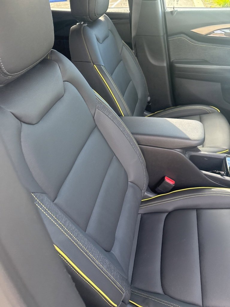 Used 2025 Chevrolet TrailBlazer ACTIV w/ Driver Confidence Package image 35