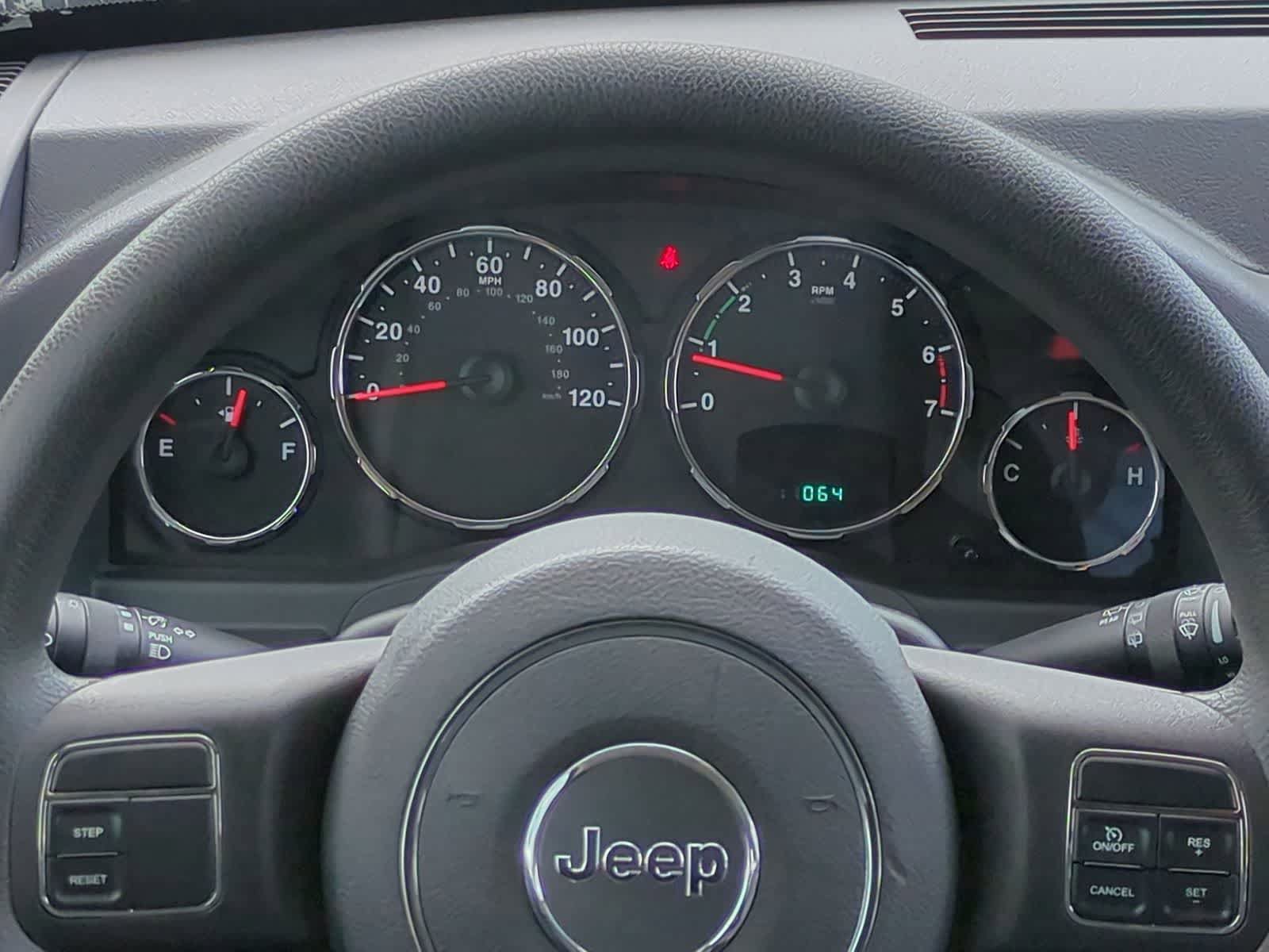Used 2012 Jeep Liberty Sport AWD/4WD image 33