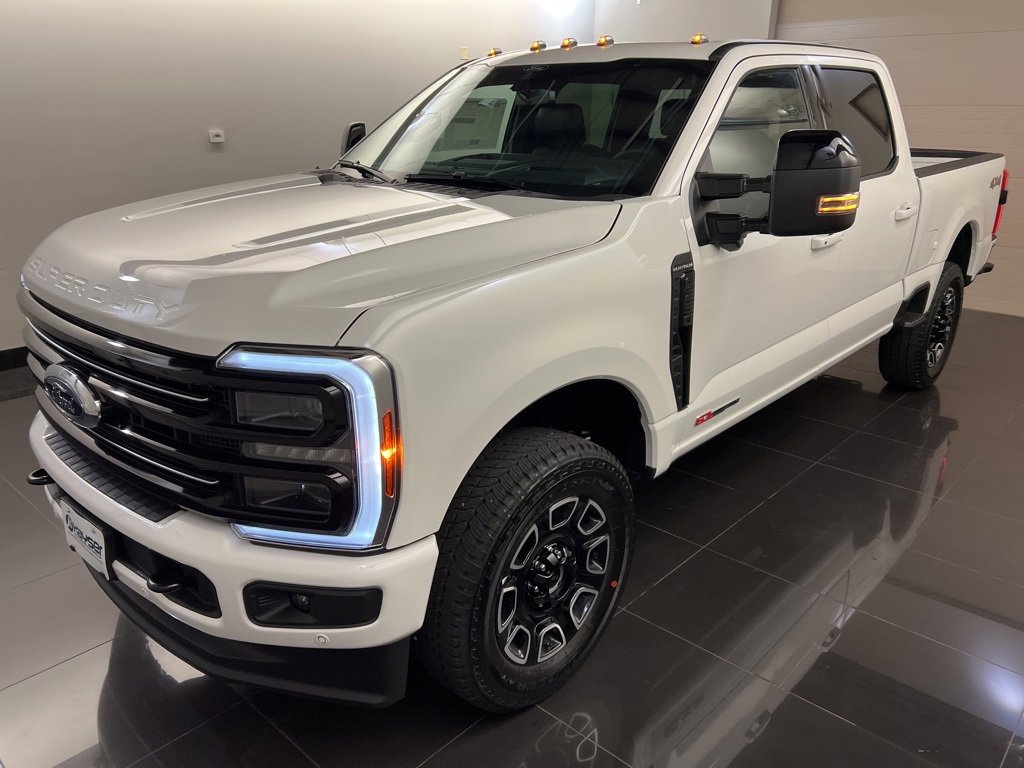 New 2025 Ford F250 Platinum image 3