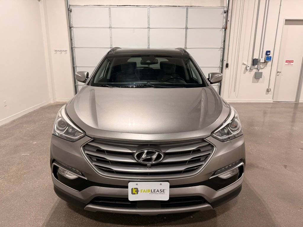 Used 2018 Hyundai Santa Fe Sport w/ 2.0T Ultimate Tech Package 05 FWD image 2
