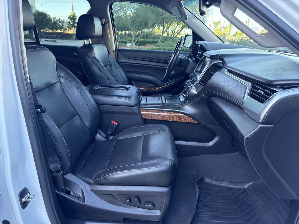 Used 2020 Chevrolet Tahoe Premier w/ RST 6.2L Performance Edition image 19