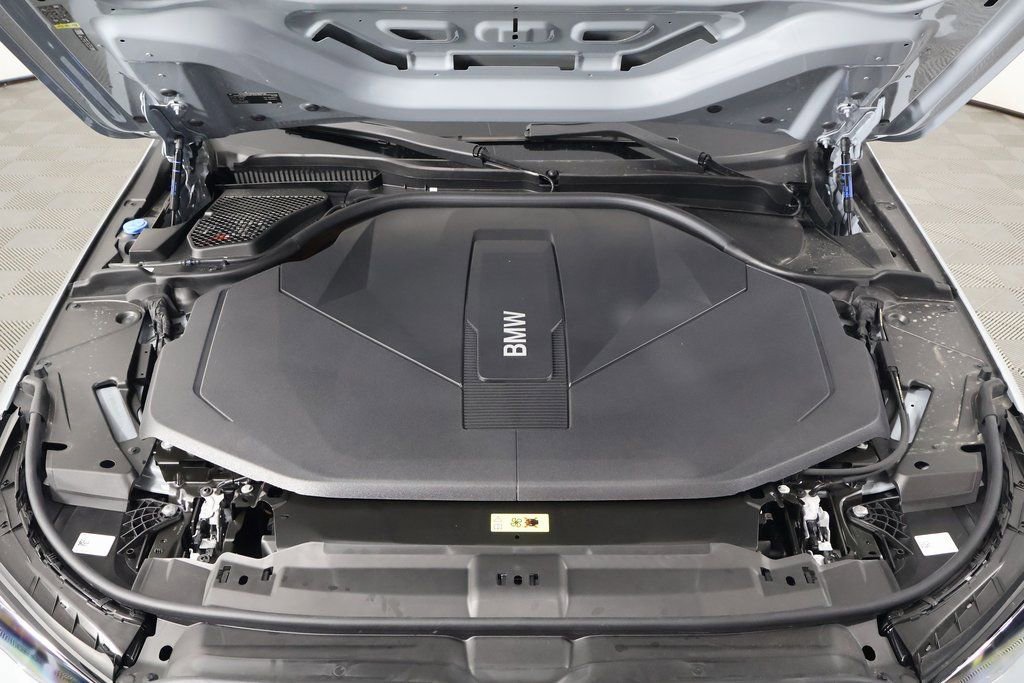 New 2026 BMW i5 eDrive40 w/ M Sport Package image 9