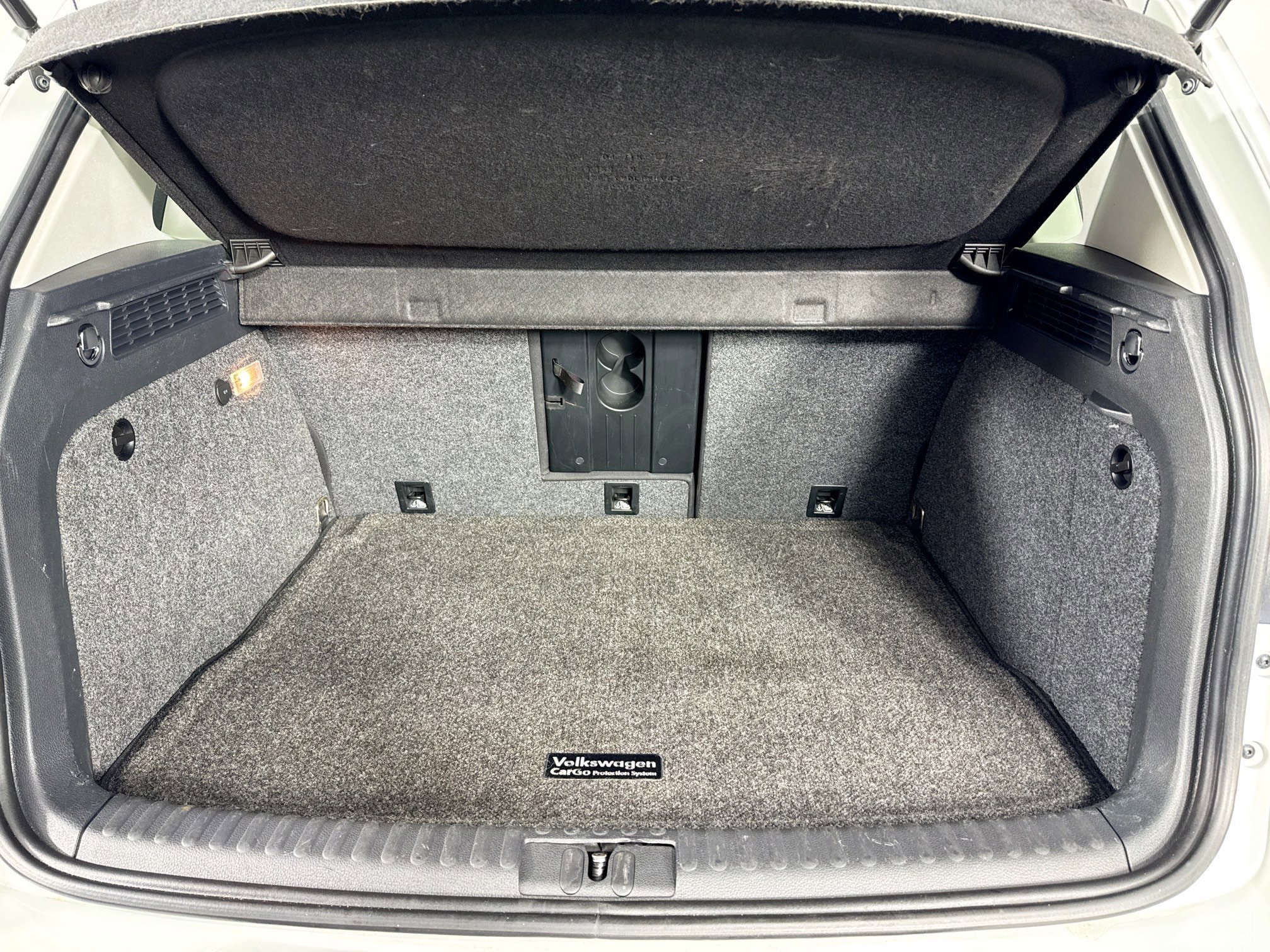 Used 2018 Volkswagen Tiguan Limited w/ Premium Package image 33