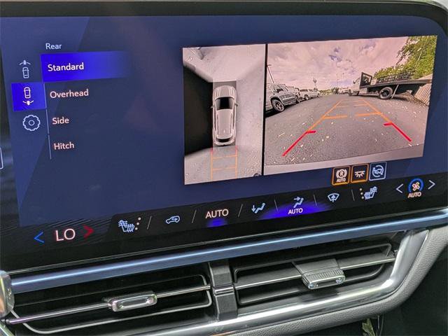 New 2026 Chevrolet Equinox EV LT image 20