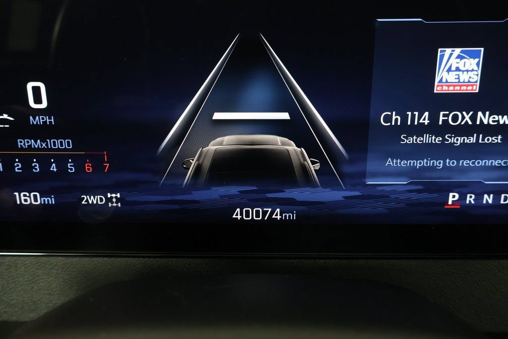 Used 2025 Chevrolet Traverse LT AWD/4WD image 18