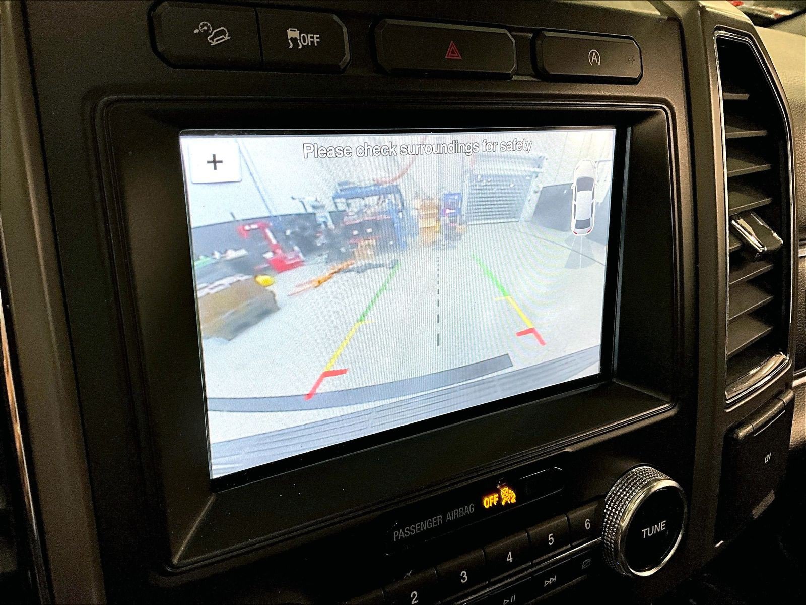 Used 2018 Ford Expedition Max XLT w/ Equipment Group 202A AWD/4WD image 40