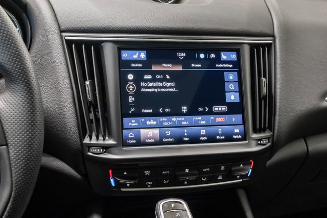 Used 2023 Maserati Levante GT AWD/4WD image 13