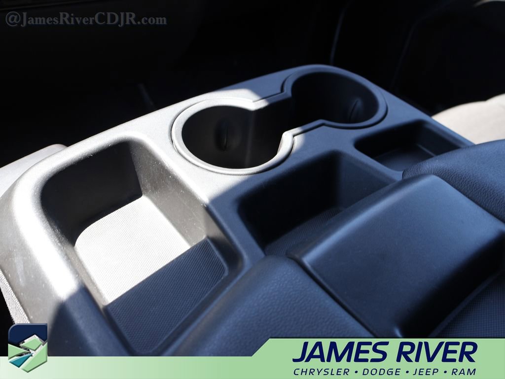 Used 2025 Chevrolet Silverado 1500 LT image 37