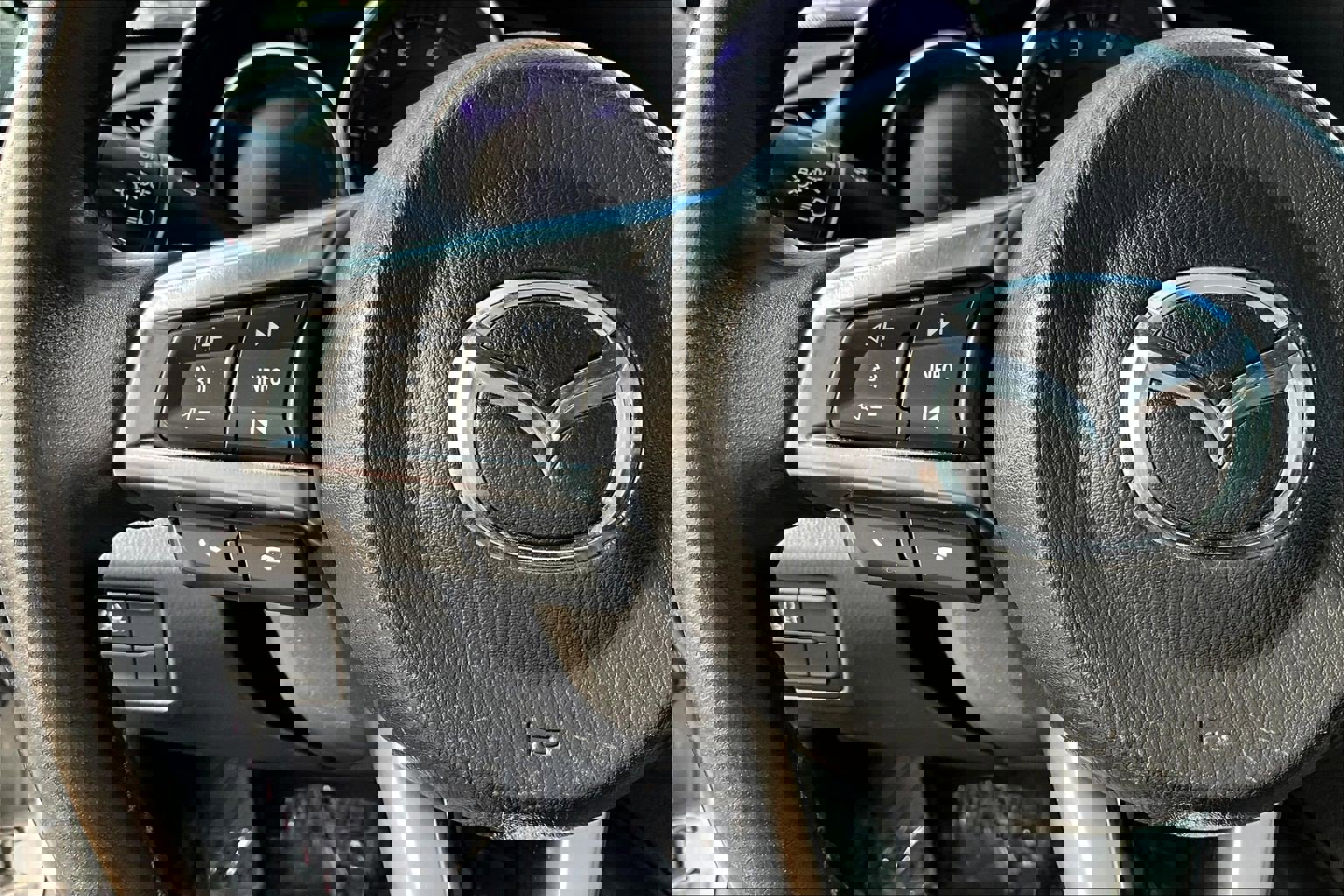 Used 2017 MAZDA MX-5 Miata Sport image 16