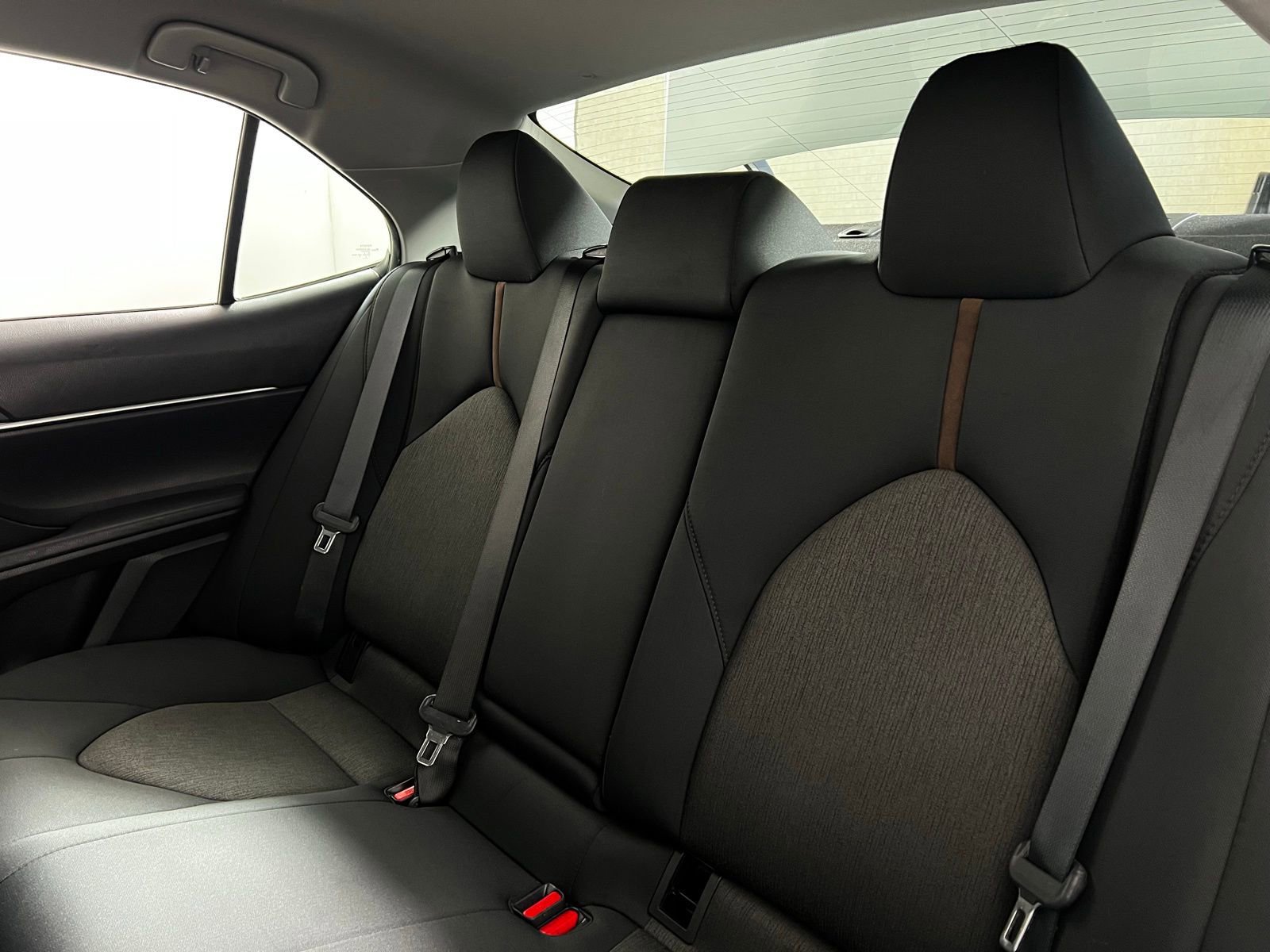 Certified 2020 Toyota Camry LE image 22