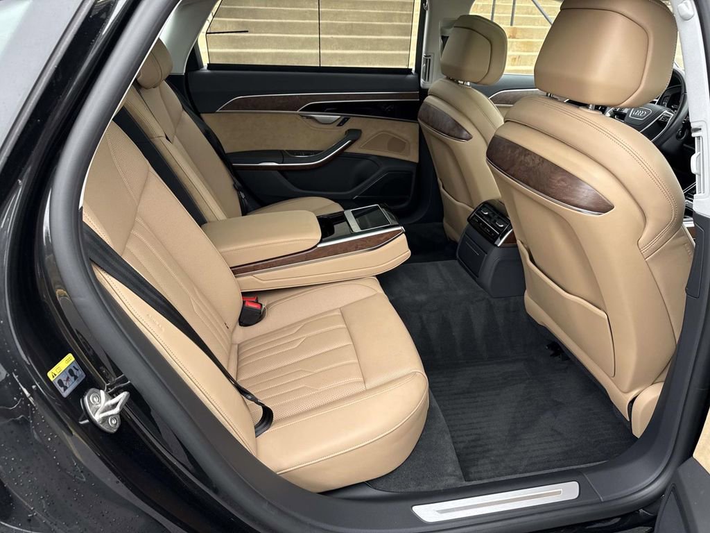 Used 2021 Audi A8 L 4.0T w/ Executive Plus Package image 11