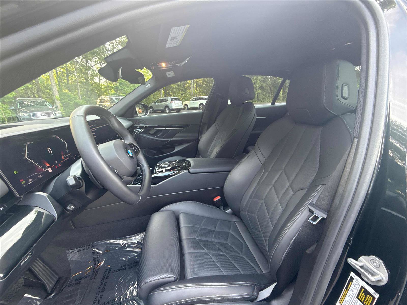 Used 2024 BMW 530i w/ Premium Package RWD image 11