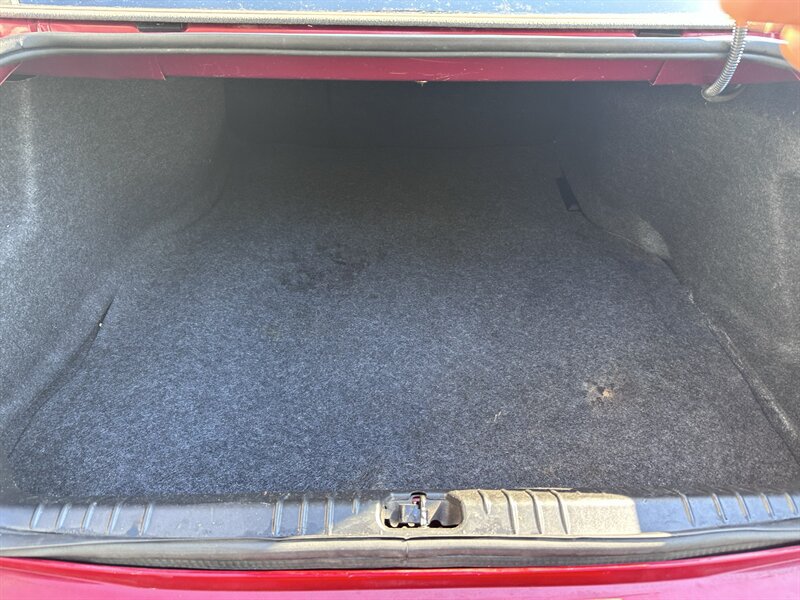 Used 2013 Chevrolet Impala LT FWD image 12