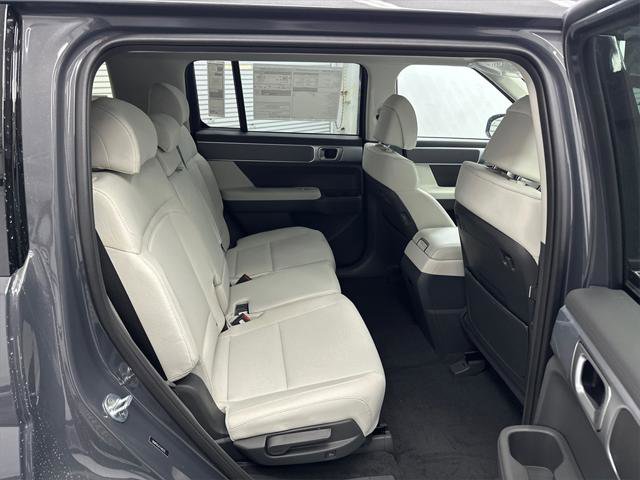 New 2026 Hyundai Santa Fe SE image 15