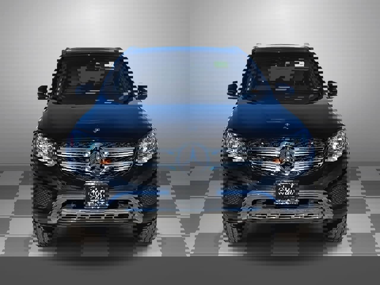 Used 2018 Mercedes-Benz GLC 300 4MATIC image 2